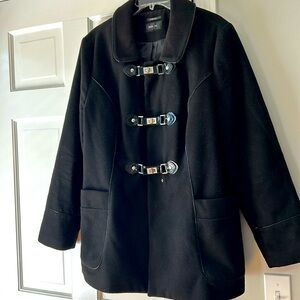 Ladies black coat!